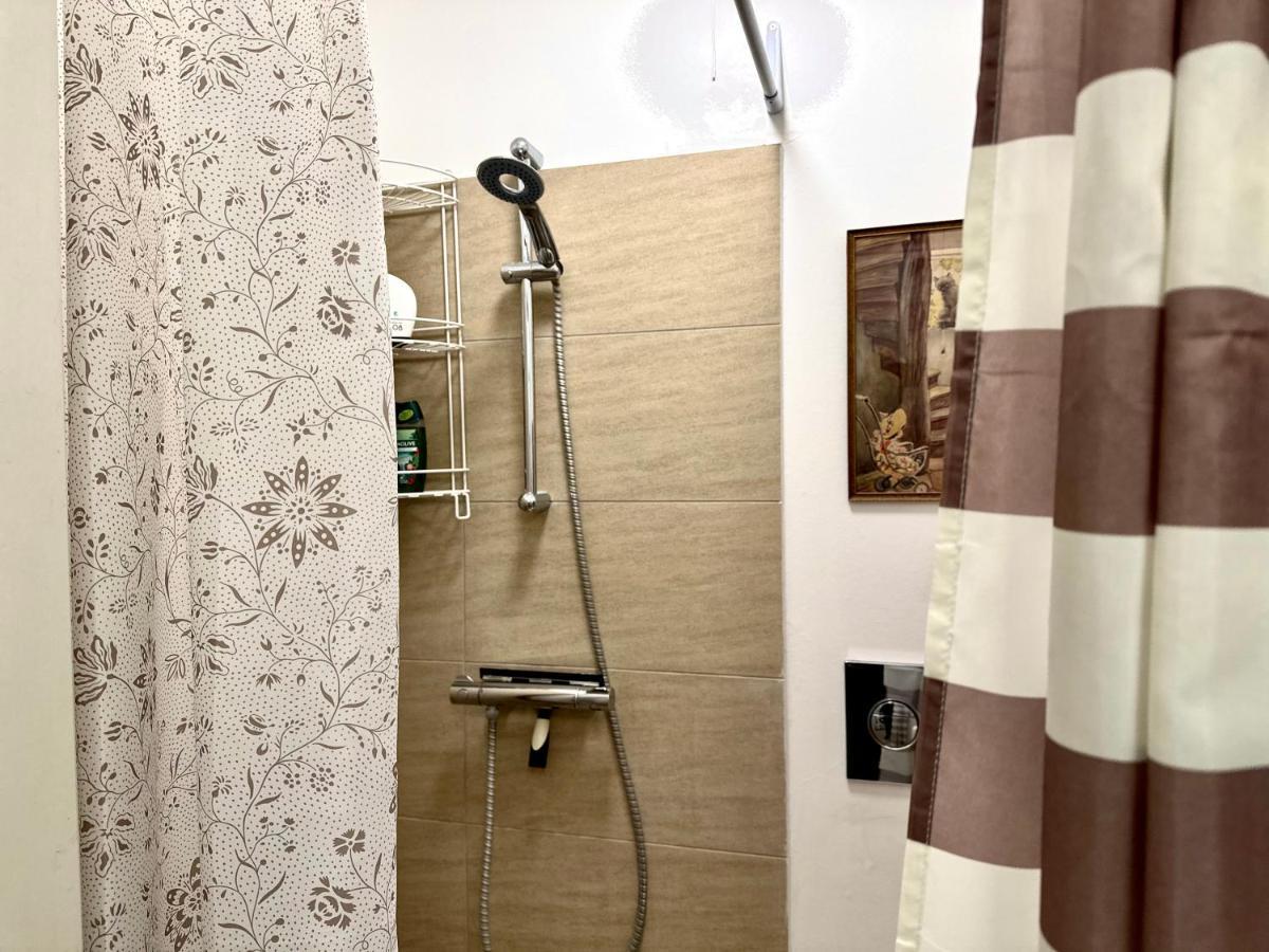 2 Vaerelses Retro Lejlighed Pa Torvet Хорсенс Екстериор снимка